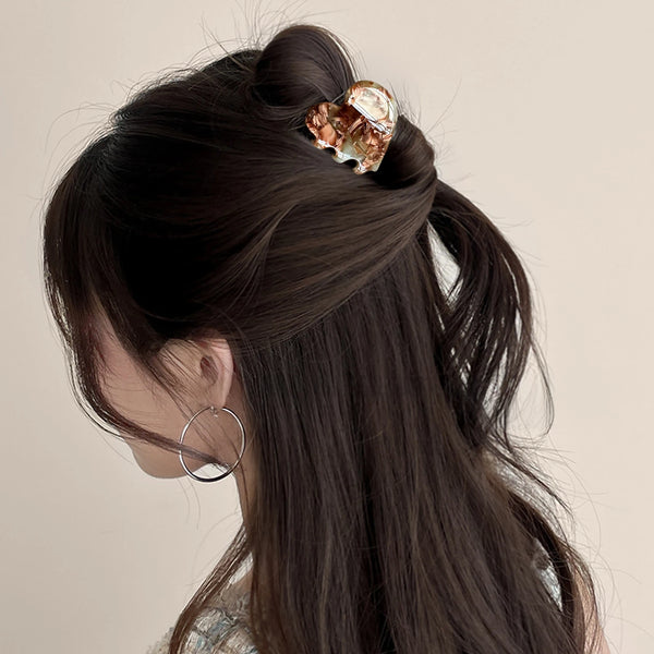 Elegant Heart-Shaped Hair Claw Clip