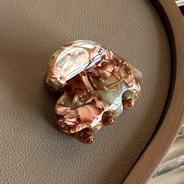 Elegant Heart-Shaped Hair Claw Clip