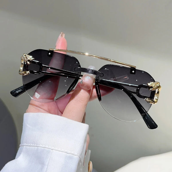 Stand Out in Style with KAMMPT Vintage Rimless Pilot Sunglasses!